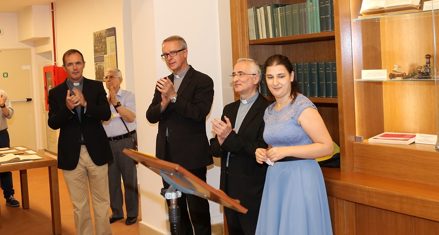 p. Gianfranco Matarazzo SJ, Mons. Renzo Giuliano e la dott.ssa Maria Macchi all'inaugurazione dell'Archivio Storico della Provincia Euro-Mediterranea
