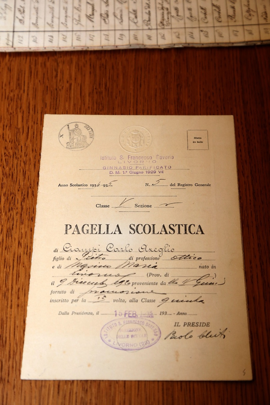 La pagella scolastica di Carlo Azeglio Ciampi, ex alunno del collegio dei gesuiti San Francesco Saverio a Livorno