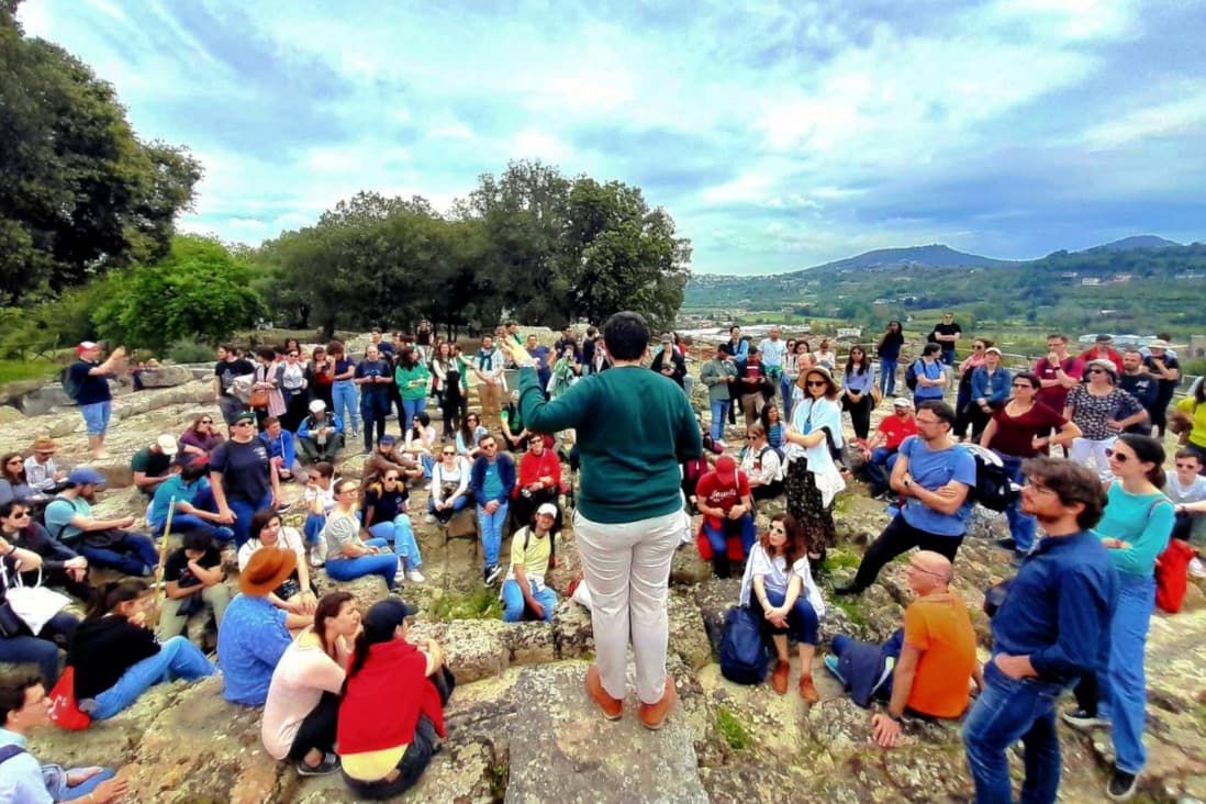 Giovani all'Incontro Internazionale 2023 di Pietre Vive a Napoli